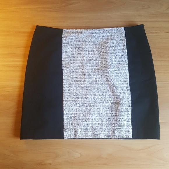 Dkny Dresses & Skirts - Donna Karan Career Sexy Mini Black White Skirt
